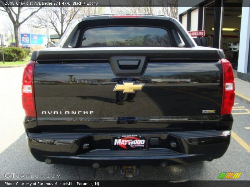 Black / Ebony 2008 Chevrolet Avalanche Z71 4x4