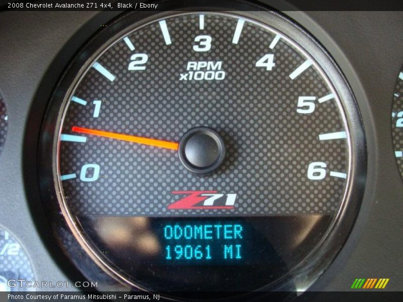 Black / Ebony 2008 Chevrolet Avalanche Z71 4x4