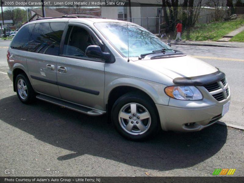 Linen Gold Metallic / Medium Slate Gray 2005 Dodge Caravan SXT