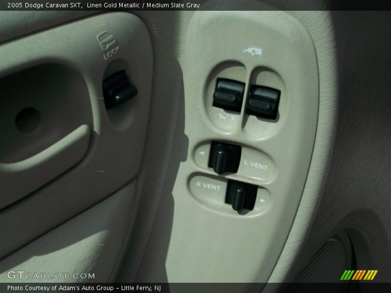 Linen Gold Metallic / Medium Slate Gray 2005 Dodge Caravan SXT