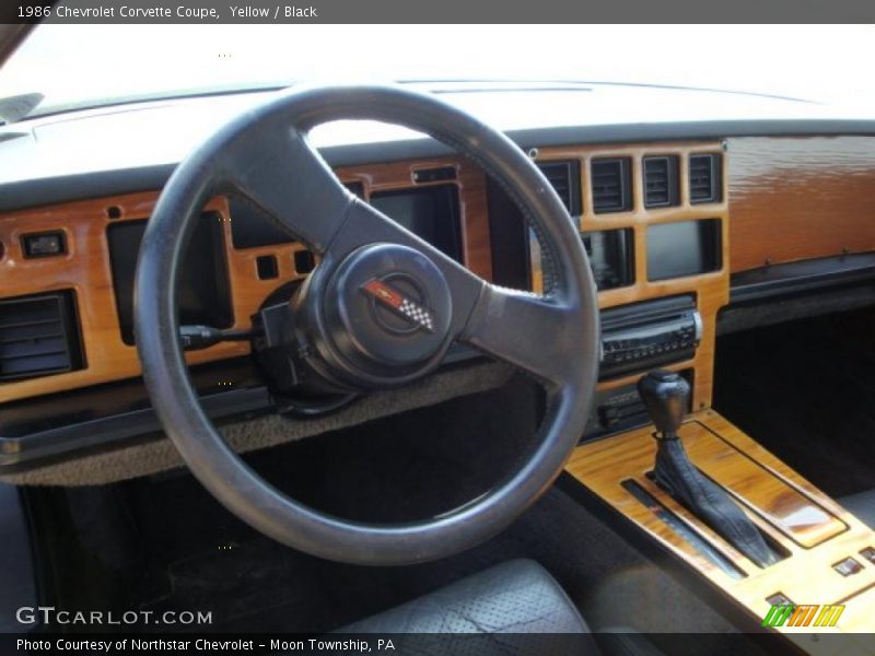 Yellow / Black 1986 Chevrolet Corvette Coupe
