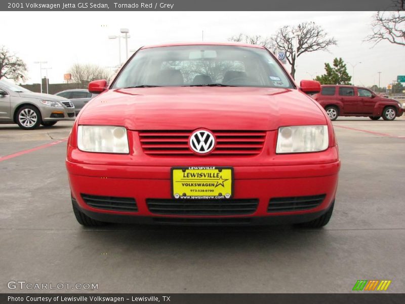Tornado Red / Grey 2001 Volkswagen Jetta GLS Sedan