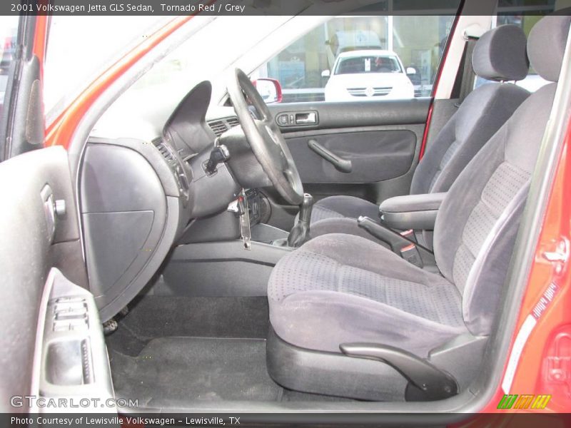 Tornado Red / Grey 2001 Volkswagen Jetta GLS Sedan