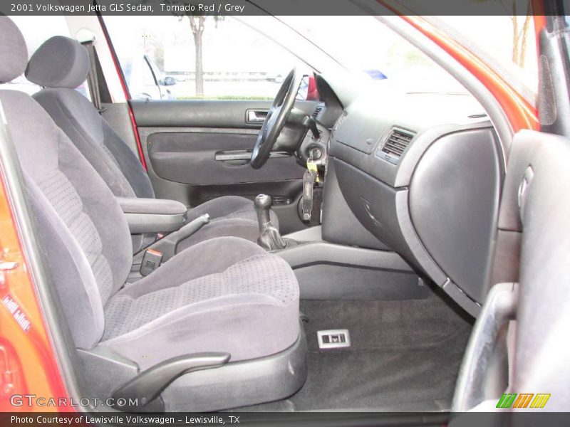 Tornado Red / Grey 2001 Volkswagen Jetta GLS Sedan