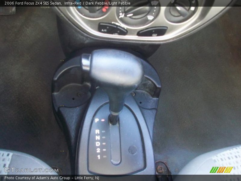 Infra-Red / Dark Pebble/Light Pebble 2006 Ford Focus ZX4 SES Sedan
