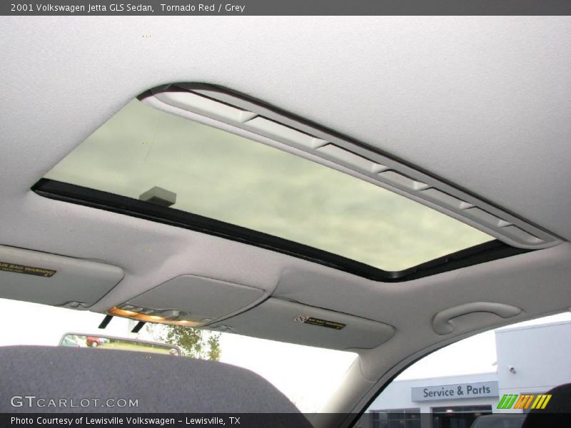 Tornado Red / Grey 2001 Volkswagen Jetta GLS Sedan