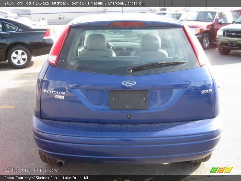 Sonic Blue Metallic / Charcoal/Light Flint 2006 Ford Focus ZX5 SES Hatchback