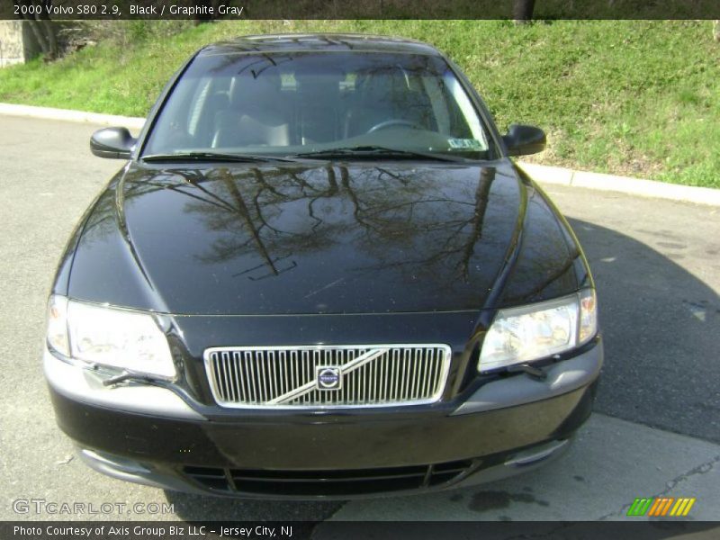 Black / Graphite Gray 2000 Volvo S80 2.9