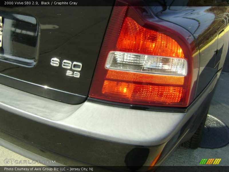 Black / Graphite Gray 2000 Volvo S80 2.9