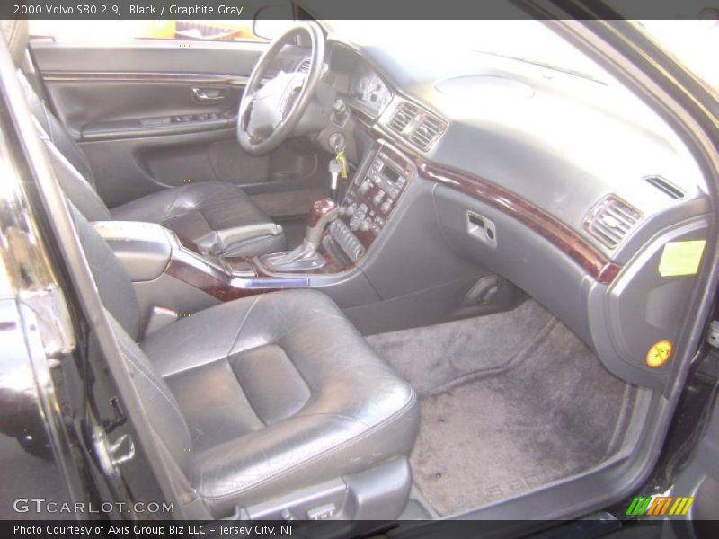 Black / Graphite Gray 2000 Volvo S80 2.9