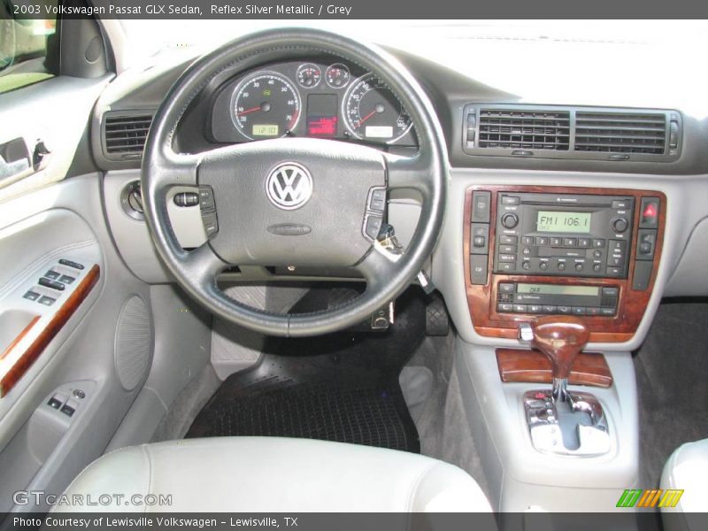 Reflex Silver Metallic / Grey 2003 Volkswagen Passat GLX Sedan