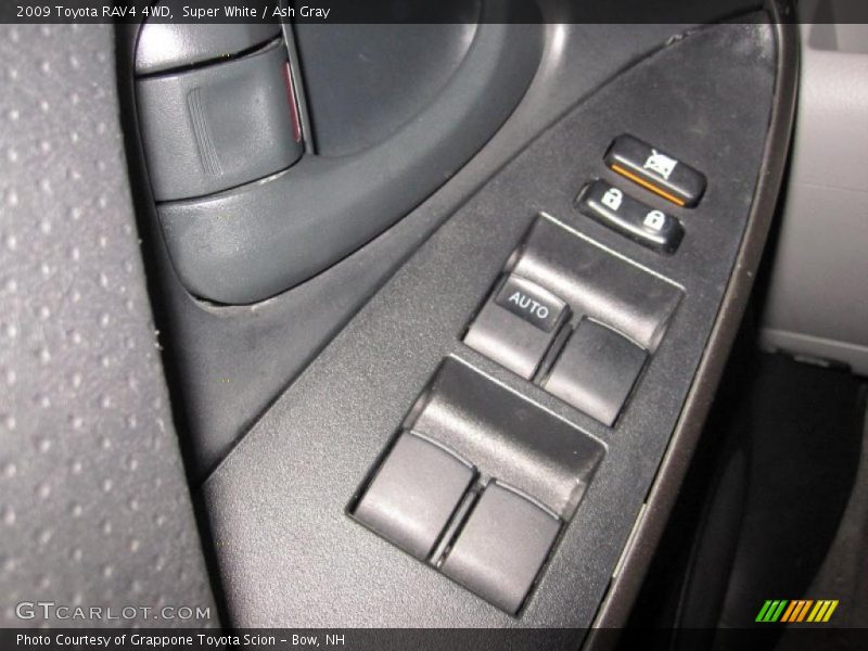 Super White / Ash Gray 2009 Toyota RAV4 4WD