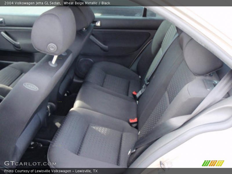 Wheat Beige Metallic / Black 2004 Volkswagen Jetta GL Sedan
