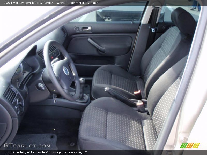 Wheat Beige Metallic / Black 2004 Volkswagen Jetta GL Sedan