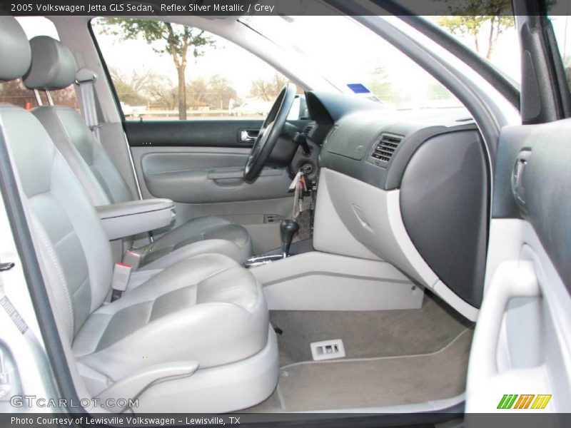 Reflex Silver Metallic / Grey 2005 Volkswagen Jetta GLS Sedan