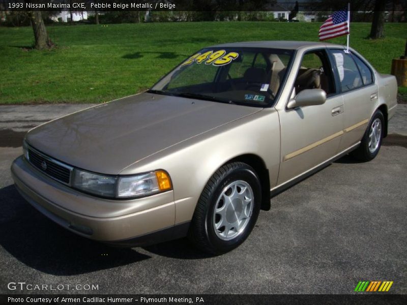 Pebble Beige Metallic / Beige 1993 Nissan Maxima GXE