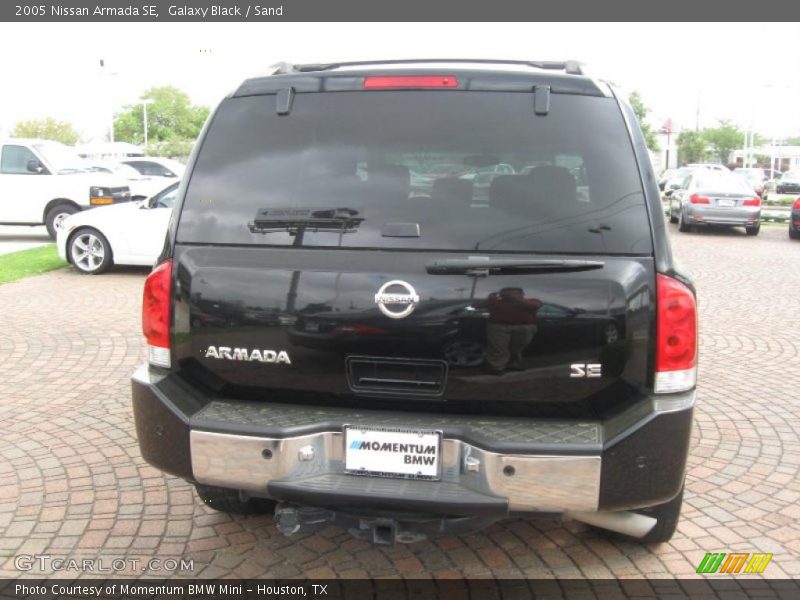 Galaxy Black / Sand 2005 Nissan Armada SE
