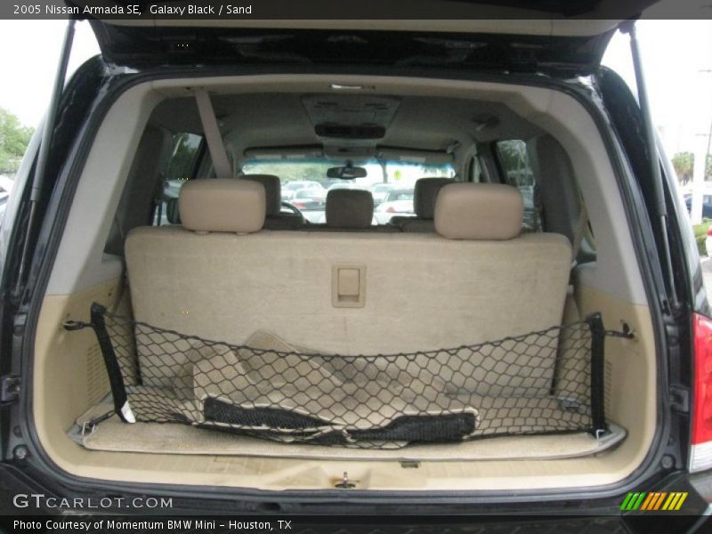 Galaxy Black / Sand 2005 Nissan Armada SE