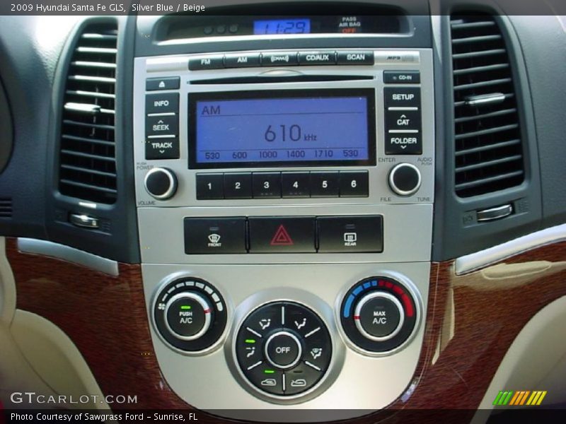 Silver Blue / Beige 2009 Hyundai Santa Fe GLS