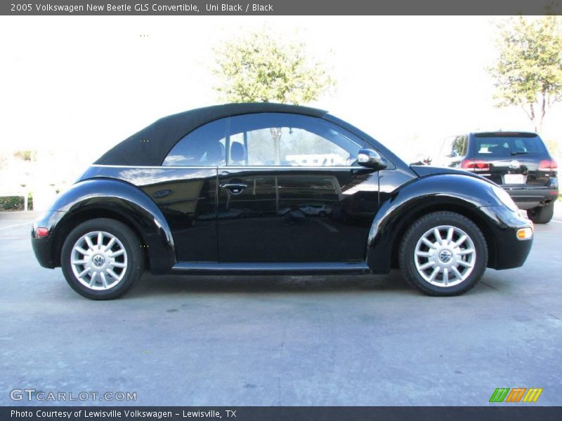 Uni Black / Black 2005 Volkswagen New Beetle GLS Convertible