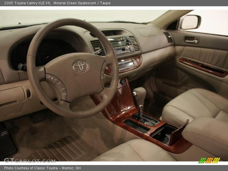 Mineral Green Opalescent / Taupe 2005 Toyota Camry XLE V6