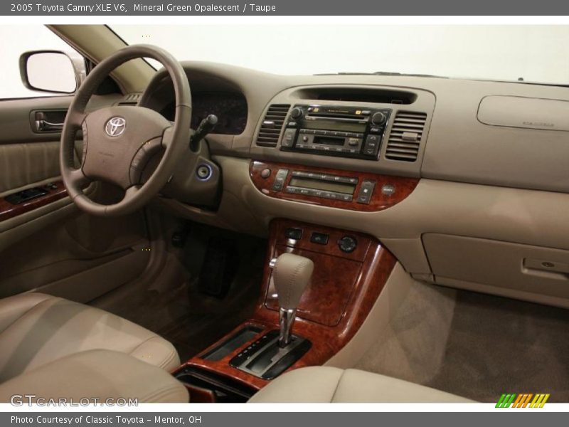 Mineral Green Opalescent / Taupe 2005 Toyota Camry XLE V6