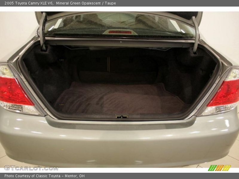 Mineral Green Opalescent / Taupe 2005 Toyota Camry XLE V6