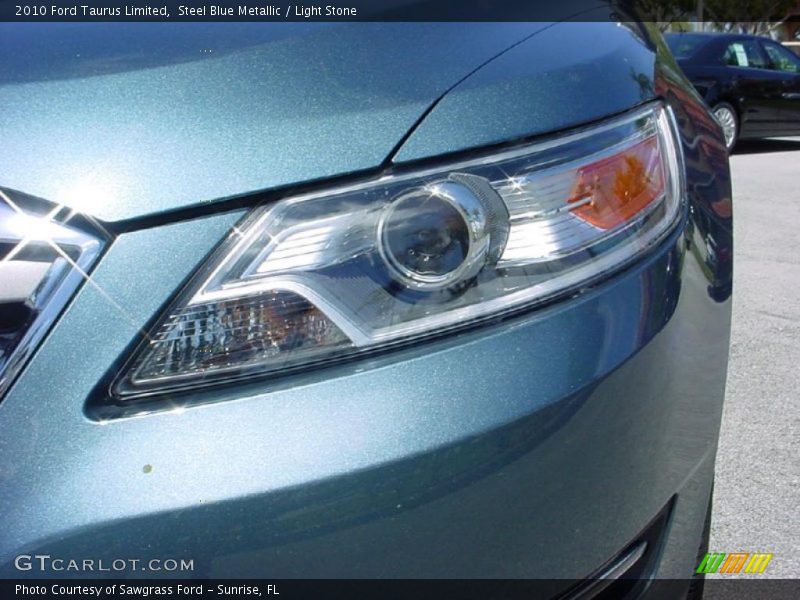 Steel Blue Metallic / Light Stone 2010 Ford Taurus Limited