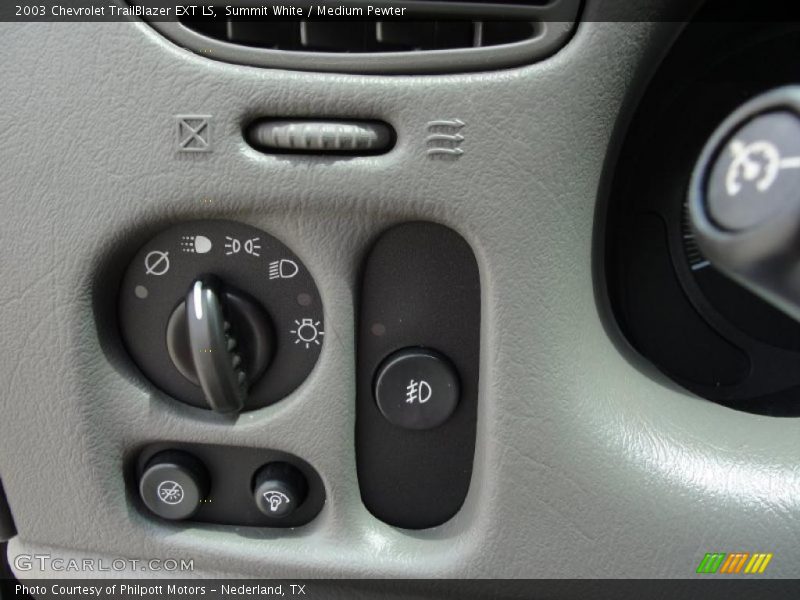 Summit White / Medium Pewter 2003 Chevrolet TrailBlazer EXT LS