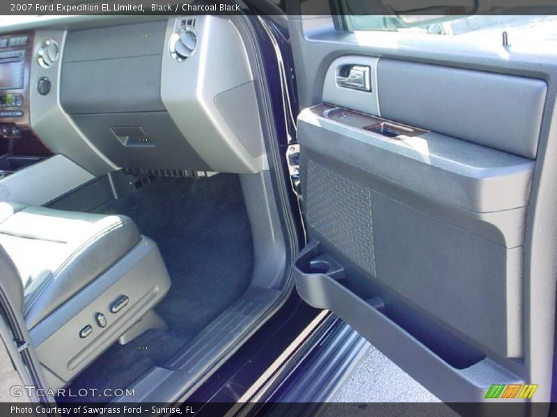 Black / Charcoal Black 2007 Ford Expedition EL Limited