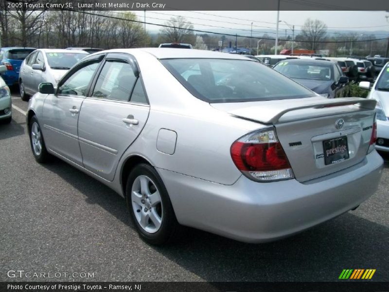 Lunar Mist Metallic / Dark Gray 2005 Toyota Camry SE