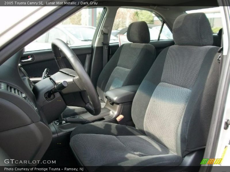 Lunar Mist Metallic / Dark Gray 2005 Toyota Camry SE