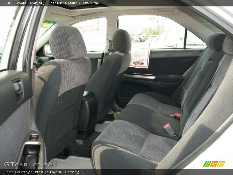 Lunar Mist Metallic / Dark Gray 2005 Toyota Camry SE