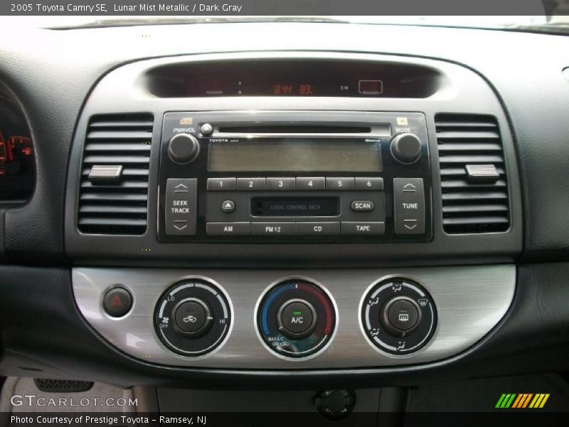 Lunar Mist Metallic / Dark Gray 2005 Toyota Camry SE