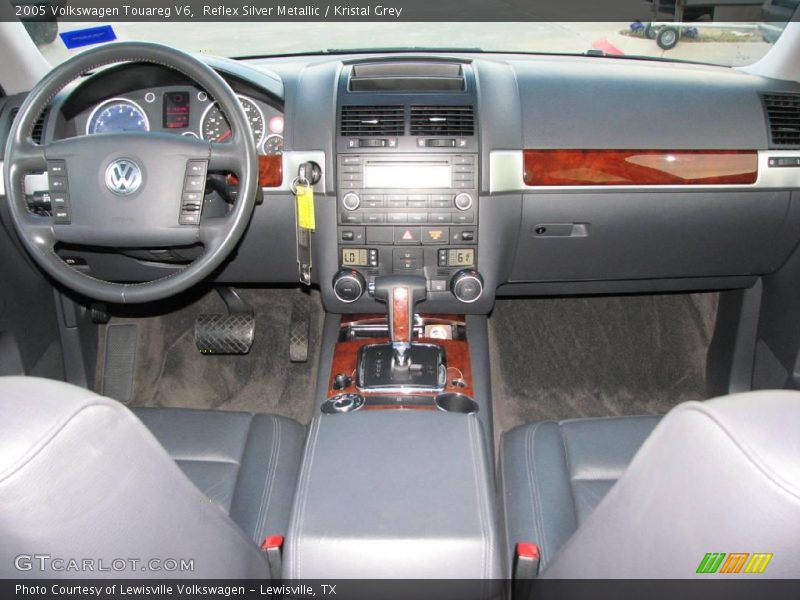 Reflex Silver Metallic / Kristal Grey 2005 Volkswagen Touareg V6
