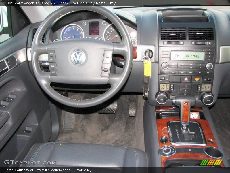 Reflex Silver Metallic / Kristal Grey 2005 Volkswagen Touareg V6