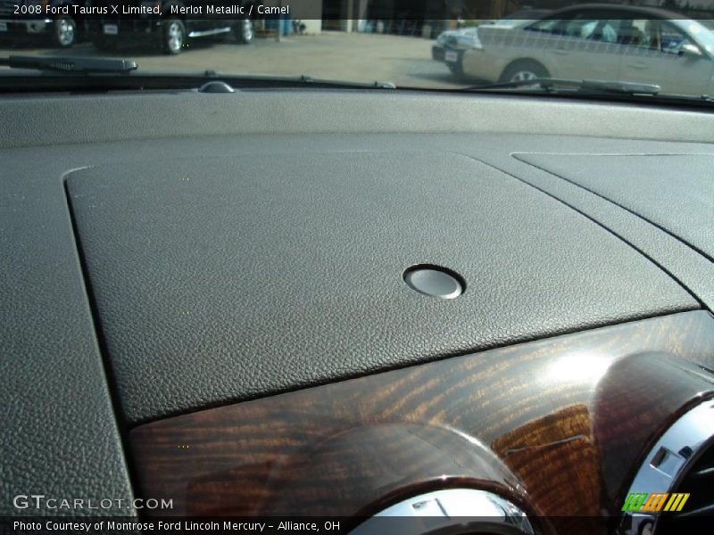 Merlot Metallic / Camel 2008 Ford Taurus X Limited