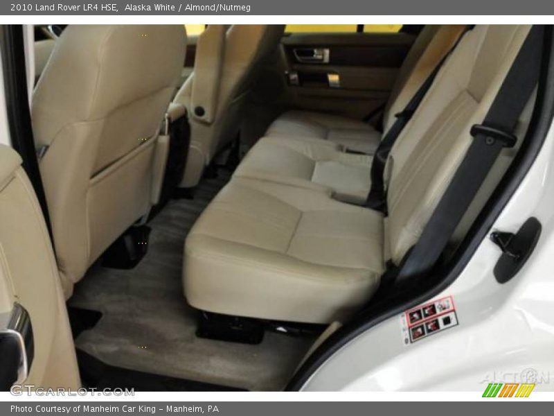 Alaska White / Almond/Nutmeg 2010 Land Rover LR4 HSE