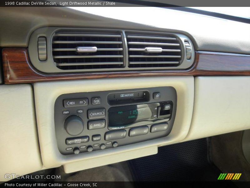 Light Driftwood Metallic / Shale 1998 Cadillac DeVille Sedan