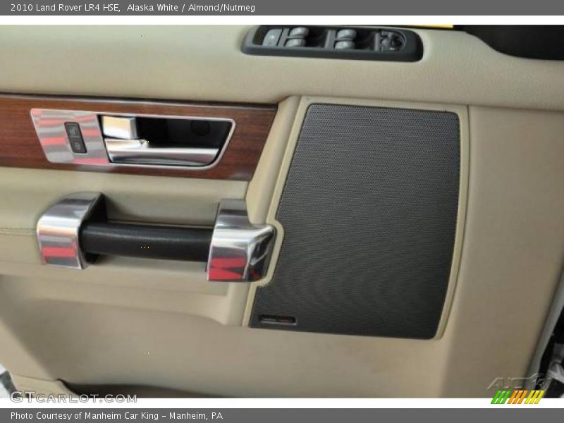 Alaska White / Almond/Nutmeg 2010 Land Rover LR4 HSE
