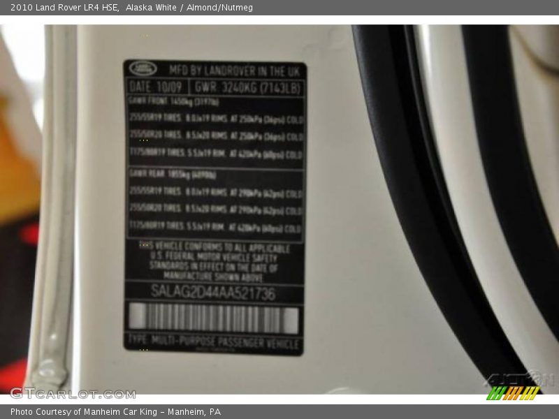 Alaska White / Almond/Nutmeg 2010 Land Rover LR4 HSE