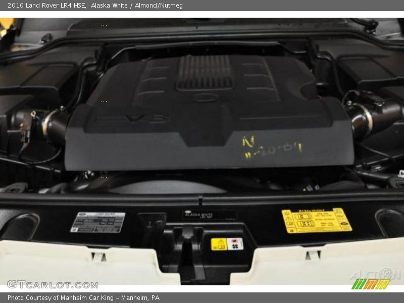 Alaska White / Almond/Nutmeg 2010 Land Rover LR4 HSE