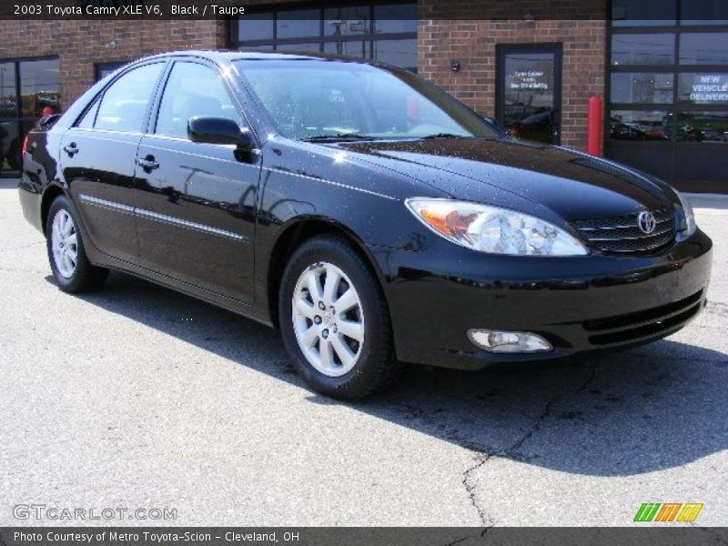 Black / Taupe 2003 Toyota Camry XLE V6