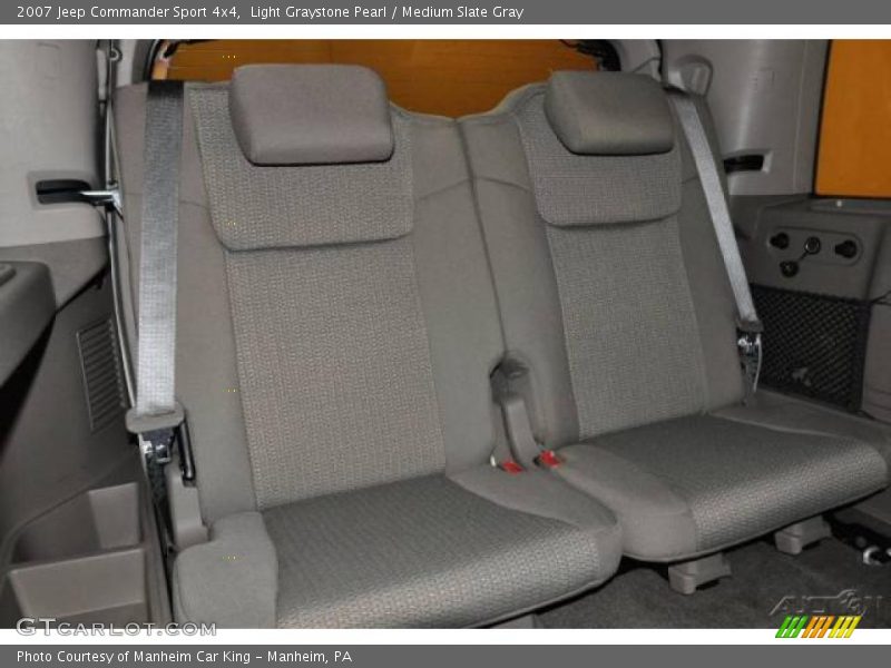 Light Graystone Pearl / Medium Slate Gray 2007 Jeep Commander Sport 4x4