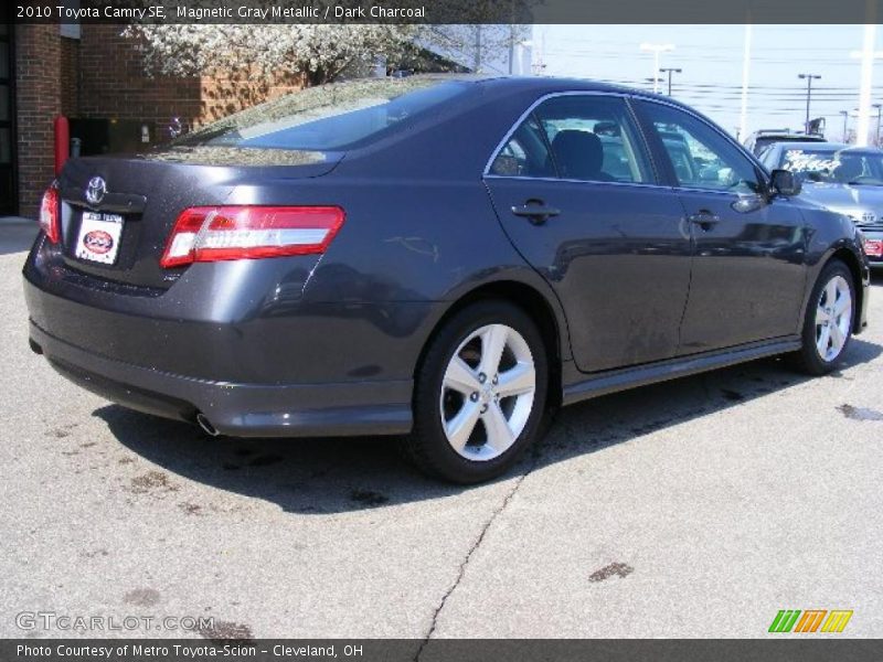 Magnetic Gray Metallic / Dark Charcoal 2010 Toyota Camry SE