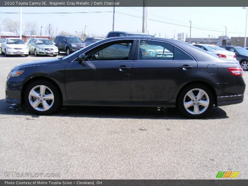Magnetic Gray Metallic / Dark Charcoal 2010 Toyota Camry SE