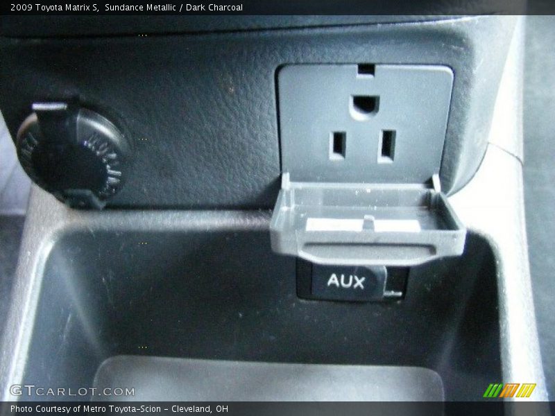 Sundance Metallic / Dark Charcoal 2009 Toyota Matrix S