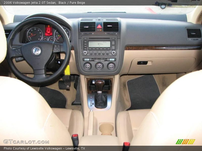 Black / Pure Beige 2006 Volkswagen Jetta 2.0T Sedan