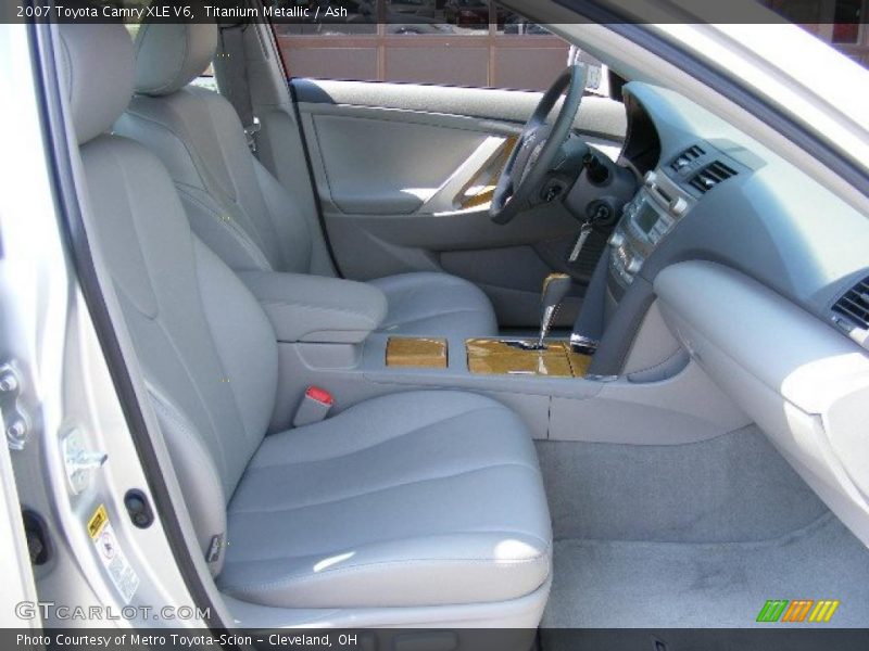 Titanium Metallic / Ash 2007 Toyota Camry XLE V6