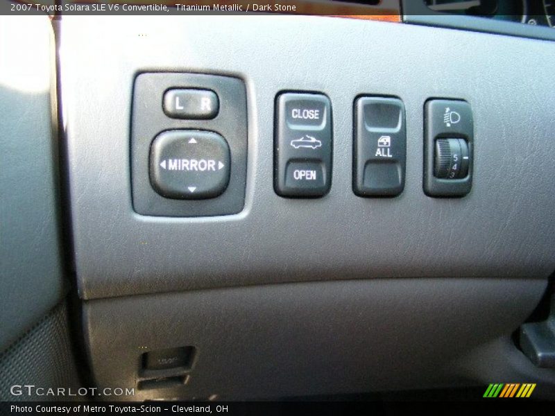 Titanium Metallic / Dark Stone 2007 Toyota Solara SLE V6 Convertible